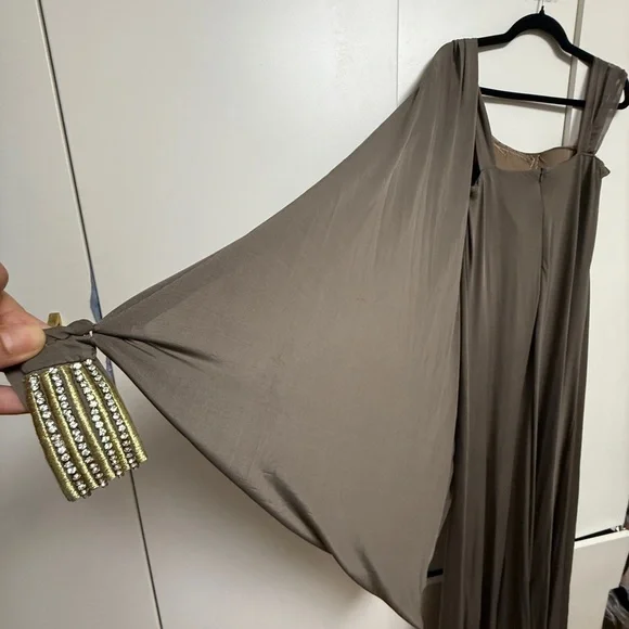 Elegant One-Shoulder Dress in Taupe - Picture 11 of 13